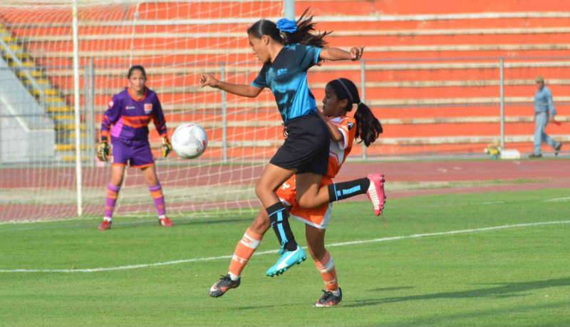 LA DEFENSIVA de Correcaminos batalló para detener la ofensiva de Titanes. 