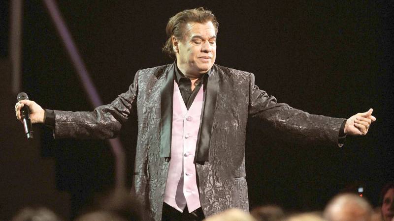 Juan Gabriel, murió de un infarto a los 66 años.