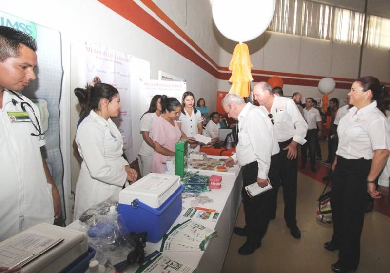 Durante el evento se expusieron los servicios que ofrece la Universidad. 