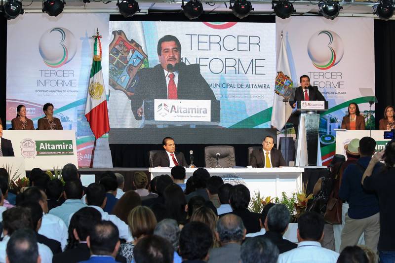 Armando López destacó la suma de esfuerzos de los tres niveles de gobierno.