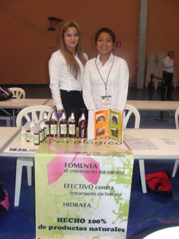 Perla del Rocío González Saavedra decidió crear un producto para ayudar al crecimiento del cabello en los pacientes con cáncer. 
