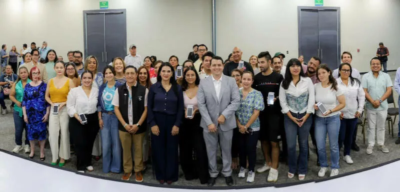 Incorpora Mónica Villarreal tecnología digital a emprendedores