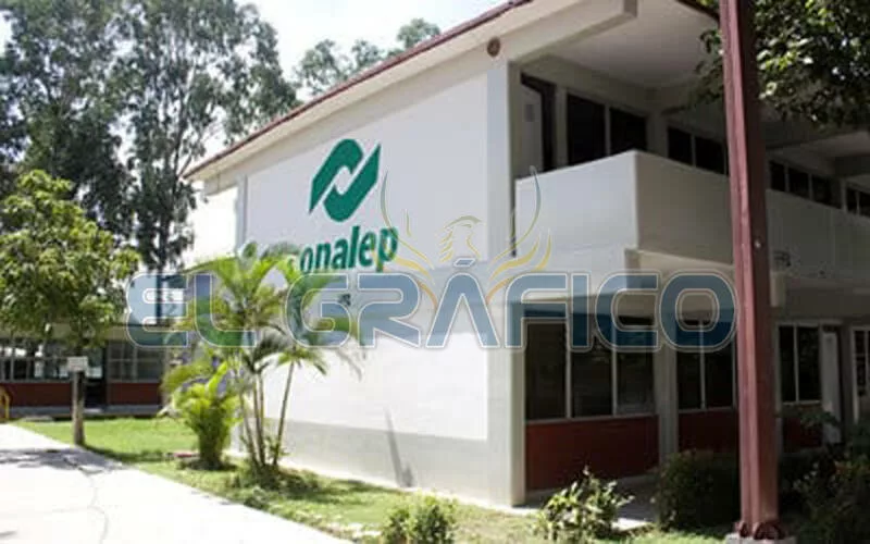 Beca evita la deserción en el Conalep