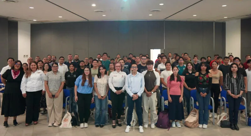 Fortalece CRETAM enseñanza de matemáticas con tecnología