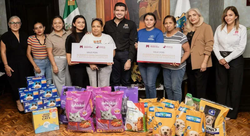 Entrega Beto Granados apoyo a refugios y rescatistas de mascotas