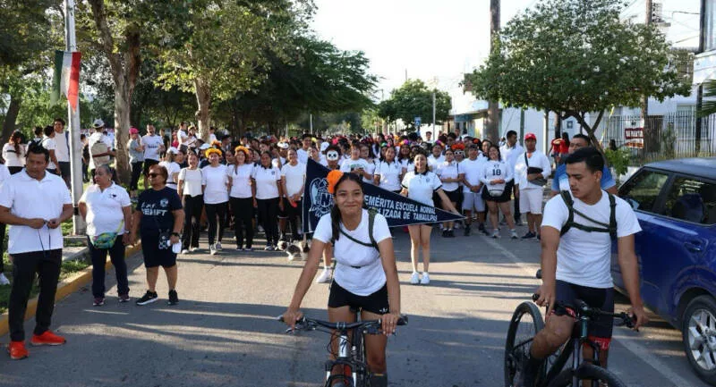 Participan docentes y estudiantes en “Rodada y Carrera por la Paz y contra las Adicciones”