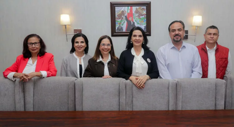 Mónica Villarreal Anaya impulsa nuevas opciones educativas para la juventud tampiqueña