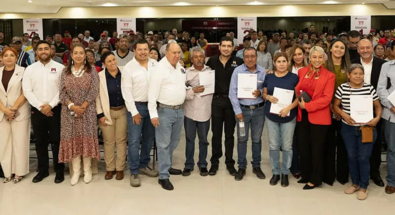 Alcalde Beto Granados presidió evento de cancelación de hipotecas del Infonavit