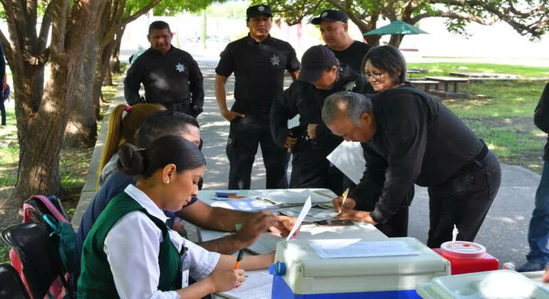 Impulsa SSPT jornada de vacunación preventiva para su personal