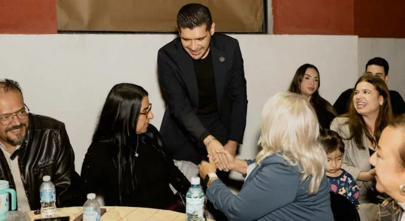 Beto Granados asistente a la celebración por el 50 aniversario de CANIRAC Matamoros