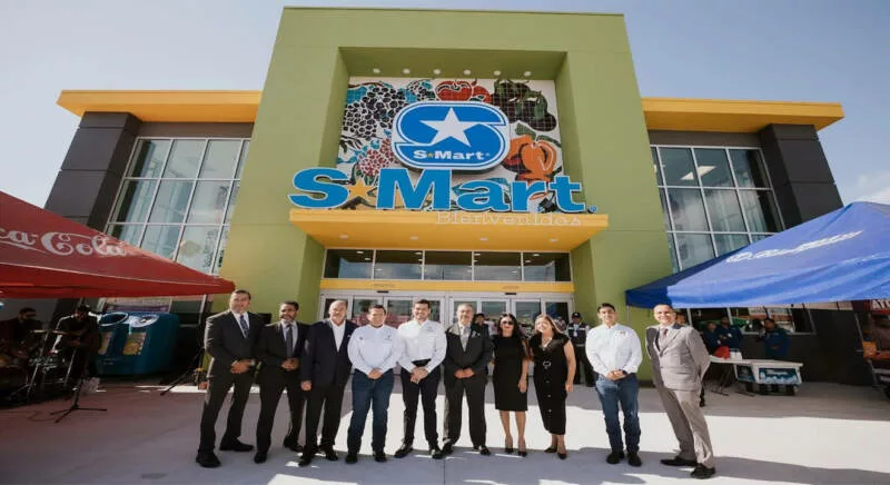 Alcalde Beto Granados inaugura la sucursal Lauro Villar de S-Mart en Matamoros