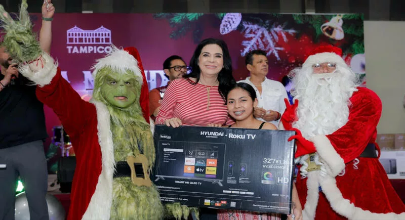 Gobierno de Tampico celebra Posada Navideña con más de siete mil asistentes