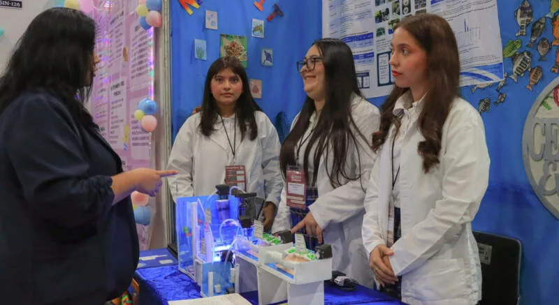 La ciencia es para resolver necesidades del entorno: Secretario de Educación