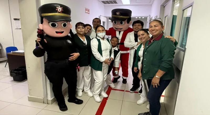 Personal de la Guardia Estatal alegra a niñez de Nuevo Laredo con posadas