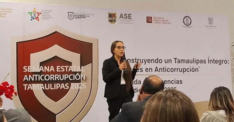 Participa Transparencia en jornada de ponencias 