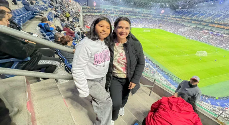 Viajan a la sede mundialista 108 alumnos destacados de Tampico