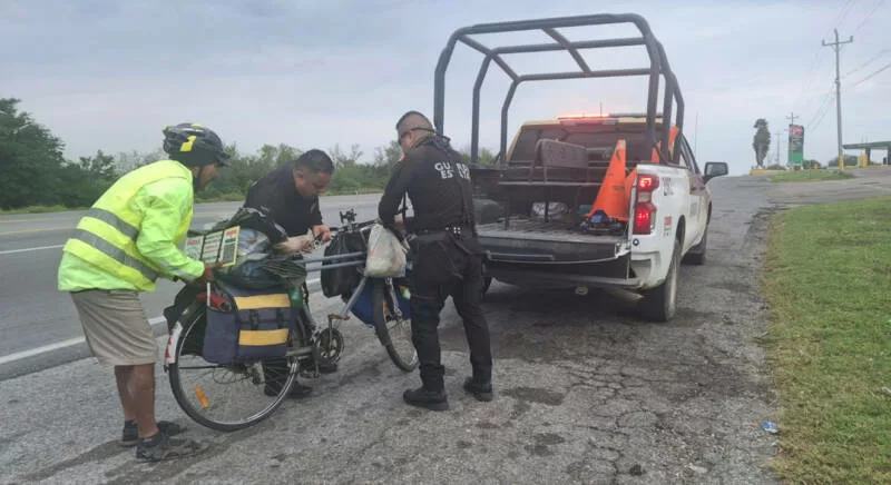 Ciclistas constatan seguridad y presencia policial en carreteras de Tamaulipas