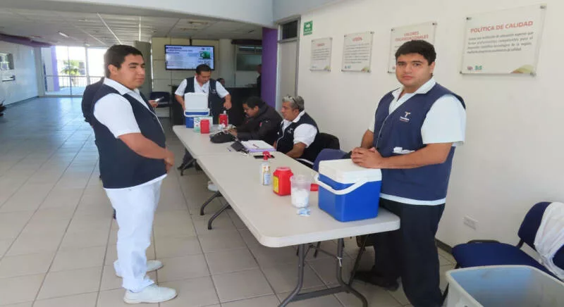 Refuerzan salud estudiantil con jornada de vacunación en la UPV