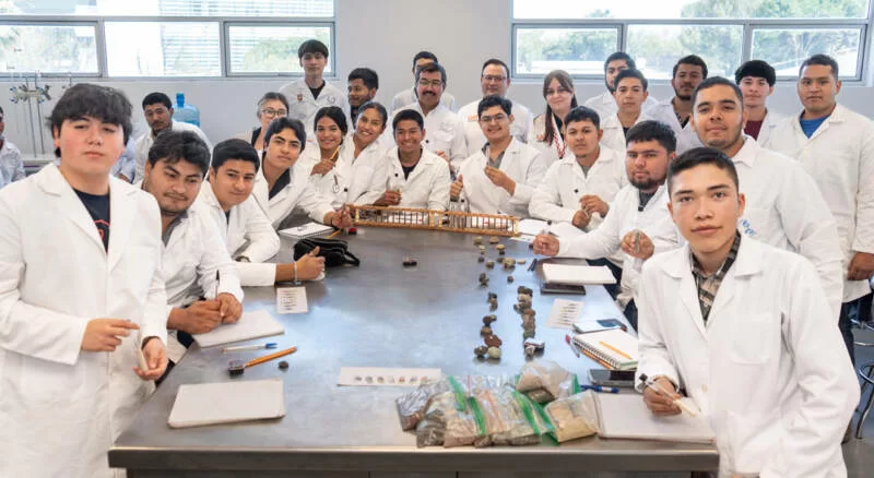 Impulsa rector lazos con la comunidad de la FIC-UAT