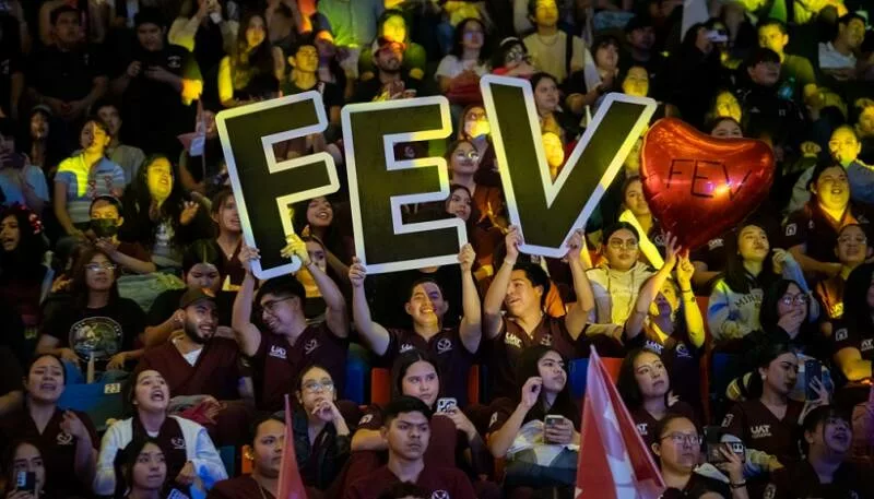 Estudiantes de la UAT disfrutan del tributo musical “Broken Heart Club”