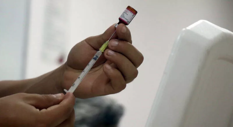 Protege CONALEP a estudiantes y familias con jornada de vacunación en Victoria