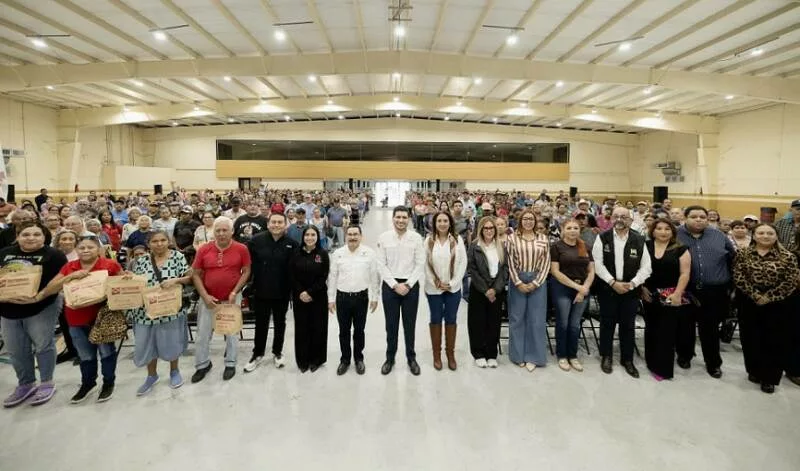 Fortalece Beto Granados seguridad alimentaria con entrega de paquetes “NUTRIMAR” a mil familias