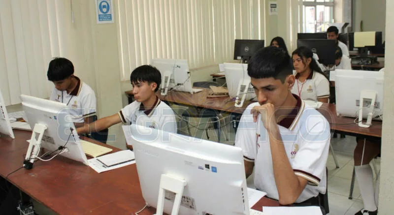 SET asegura cobertura total, pero persisten cierres y falta de maestros