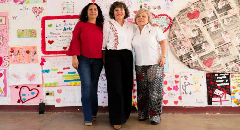 Agradecen maestros labor de SEBIEN