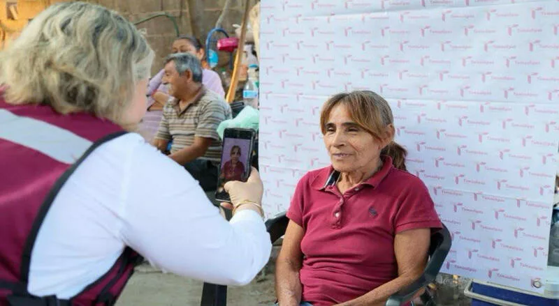 Realiza SEBIEN credencialización de beneficiarios