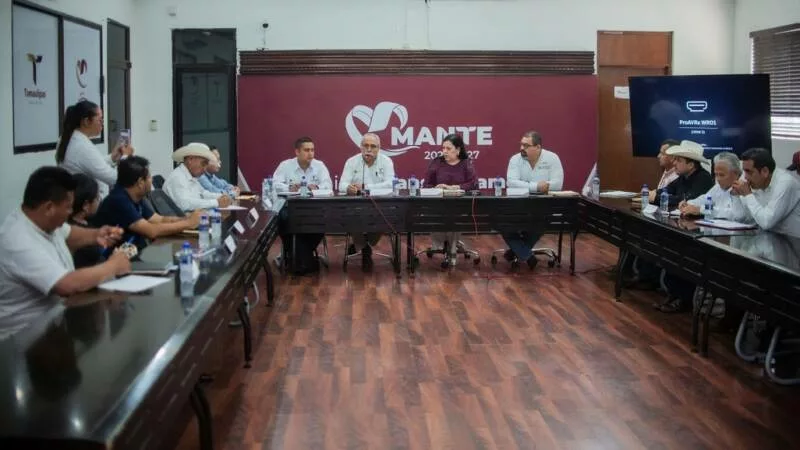 Coordinan Estado y Federación apoyos para fortalecer la producción de caña en Tamaulipas