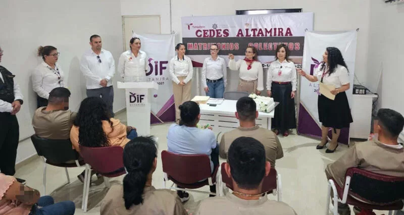 Celebran matrimonios colectivos en CEDES Altamira
