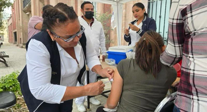 Mantiene Sector Salud vacunación intensiva y Equipo de Respuesta Rápida para
contención del sarampión