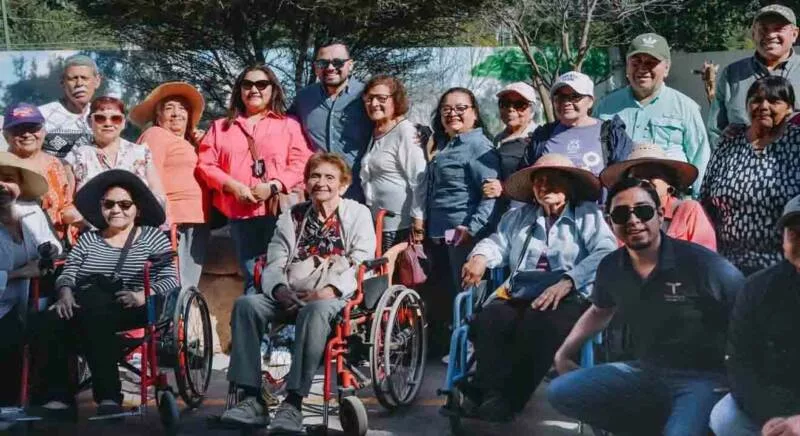 Fomenta Comisión de Parques la inclusión social con actividades recreativas para adultos mayores