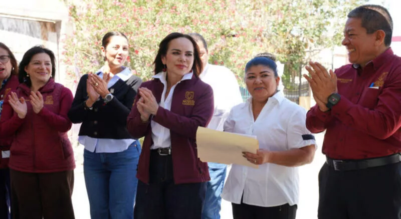 Avanza transformación urbana al poniente de Nuevo Laredo; entrega Alcaldesa Carmen Lilia Canturosas obras de repavimentación