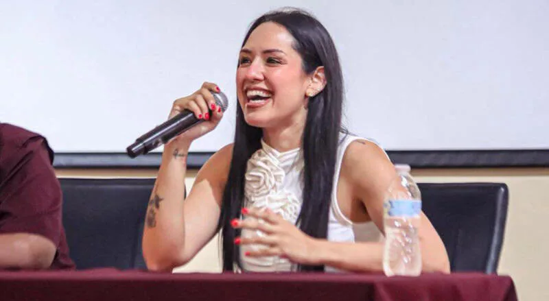 Comparten jóvenes emprendedores lecciones de éxito para inspirar a nuevas generaciones