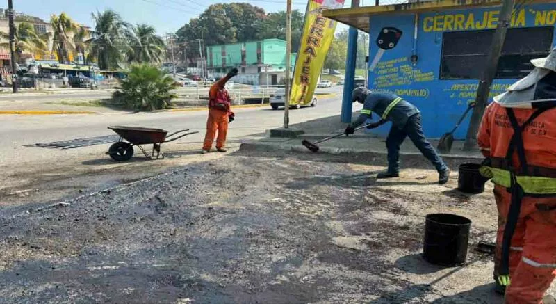 Gobierno de Tampico fortalece programa permanente de bacheo en la ciudad