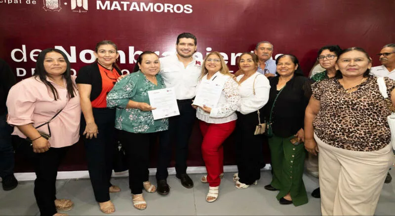 Apoya Beto Granados a jefas de familia con 50% de descuento en el impuesto predial