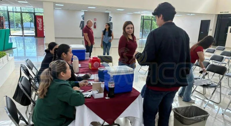 Celebran jornada de vacunación contra VPH