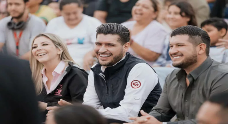 Fomentan Gobierno de Beto Granados y DIF Matamoros la convivencia familiar con cine al aire libre