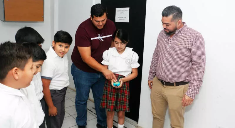 Fortalece SET habilidades digitales y tecnológicas en estudiantes de primaria