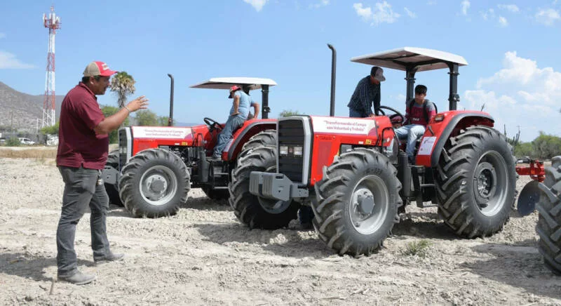 Avanza certificación de operadores de maquinaria agrícola en el Altiplano tamaulipeco